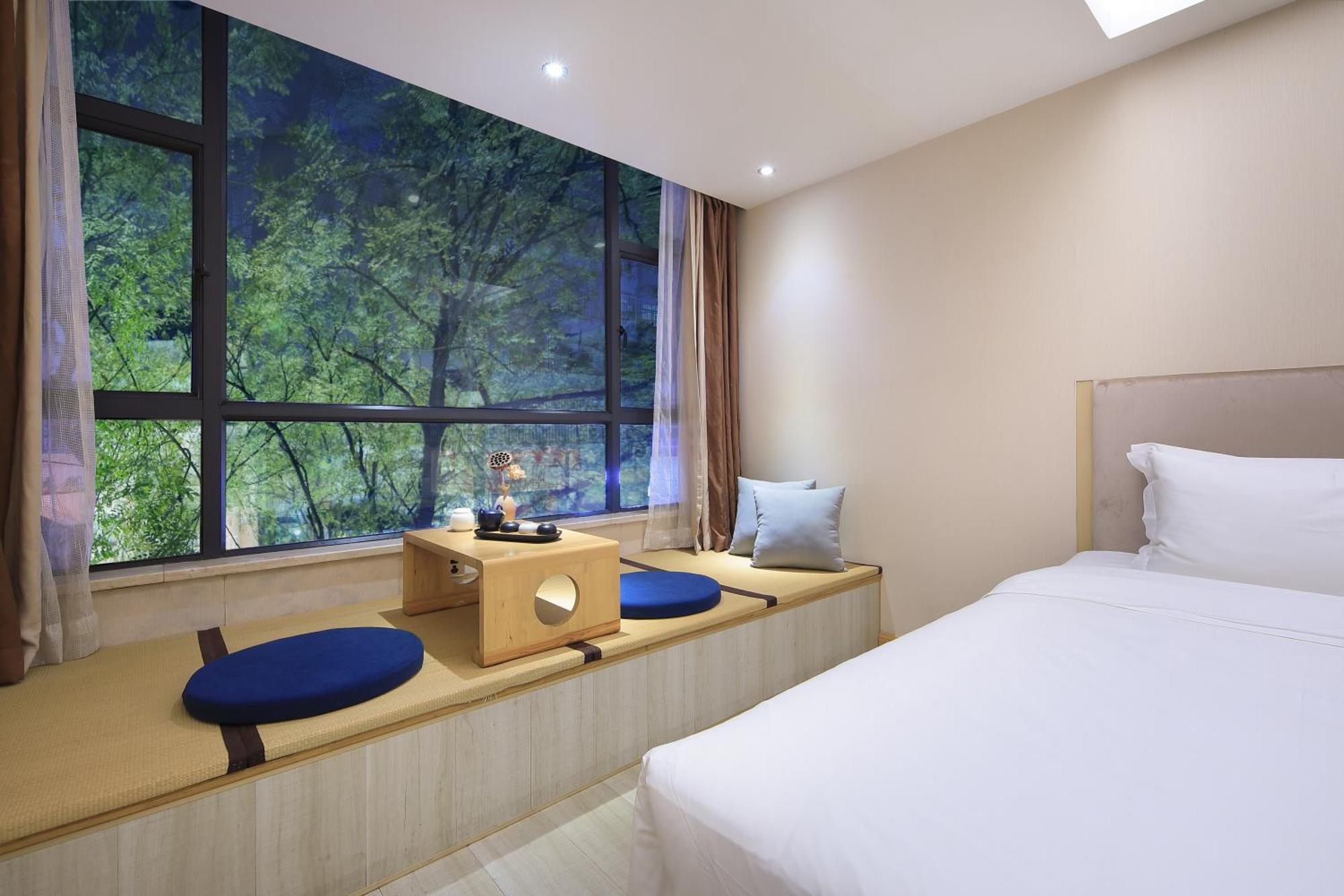 Wing Guilin- Pedestrian Street ホテル 4*